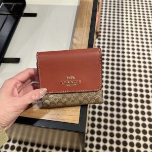 美國代購🇺🇸 現貨 COACH 三折 信封 短夾 皮夾 錢包