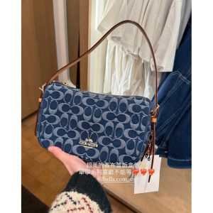 美國代購🇺🇸 超美限定款 現貨 Coach香布蕾丹寧牛仔印花 飯盒包便當袋手拿包 短夾 Teri 腋下包 麻將包